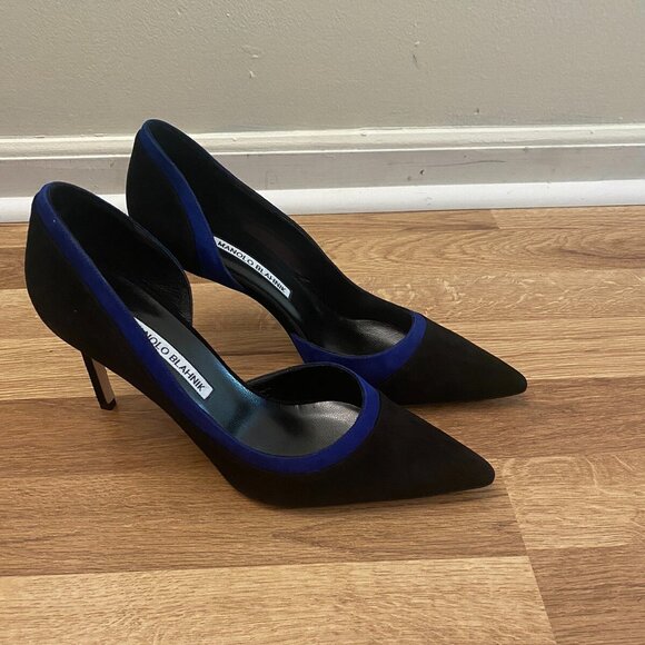 Manolo Blahnik Shoes - Manolo Blahnik Black Blue Suede Pumps